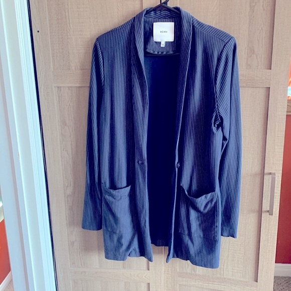 Pinstripe blazer - Picture 2 of 4